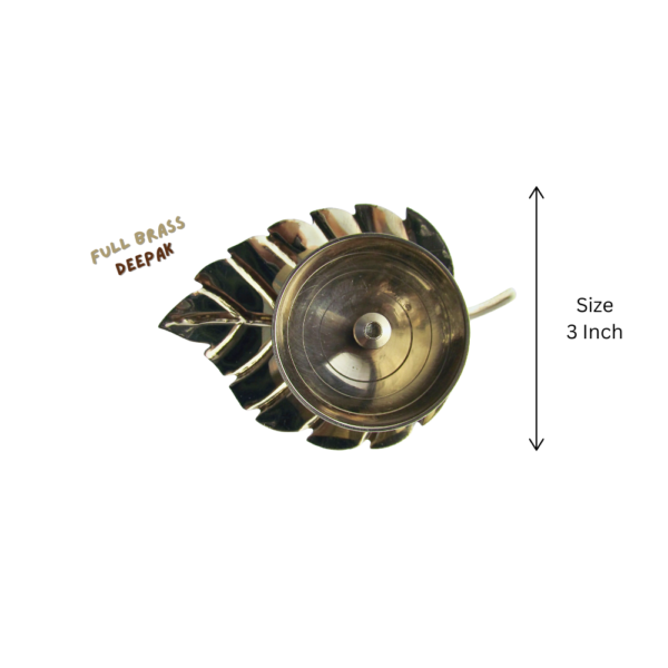 Paan Shape Brass Diya